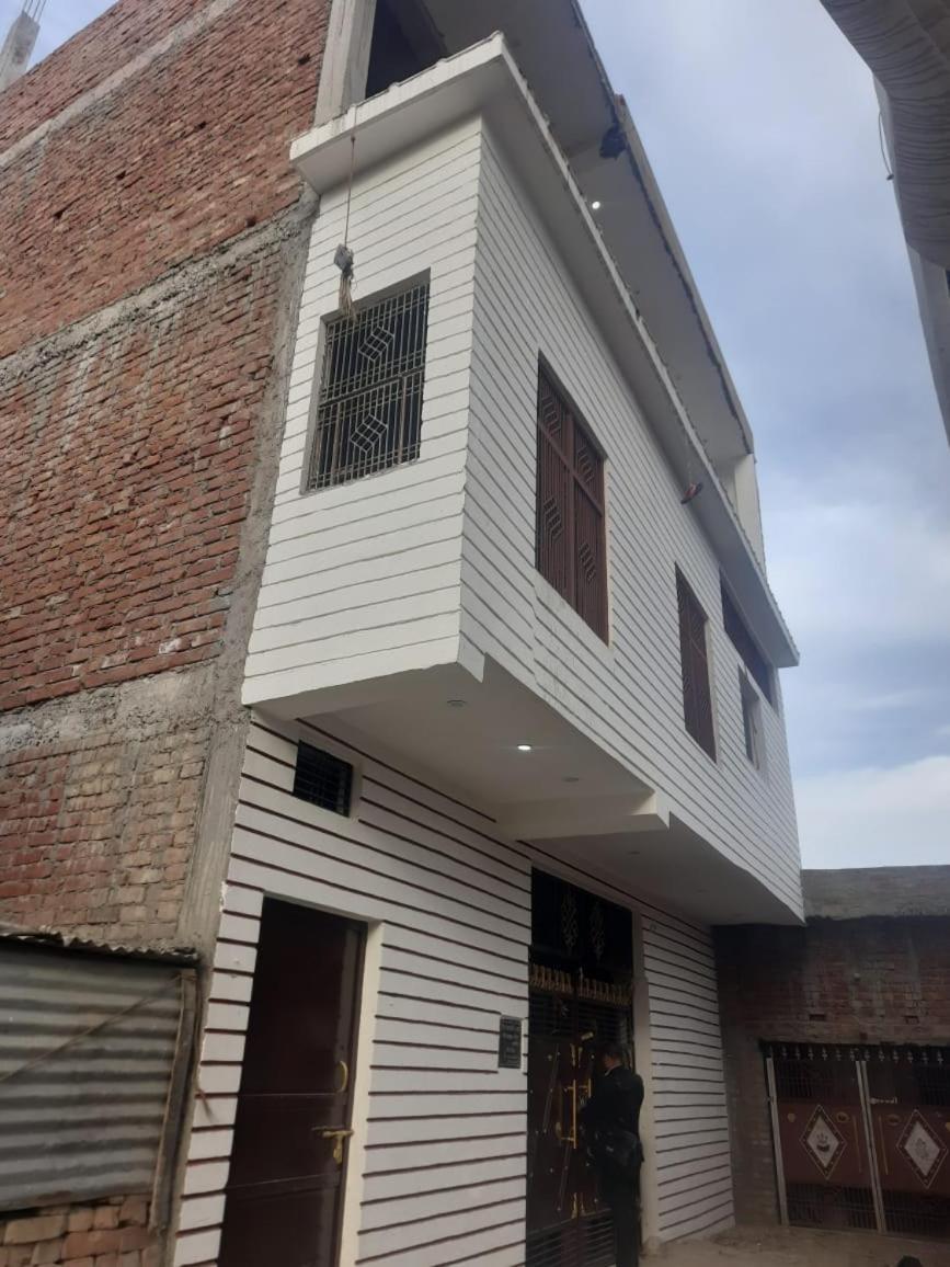 Hotel Vara P.G Guest House - Varanasi, Varanasi